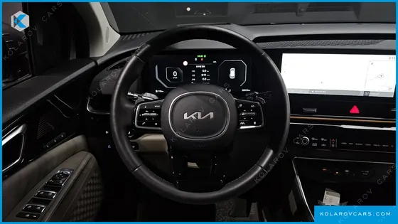 KIA CARNIVAL GASOLINE 9-SEATER GRAVITY
