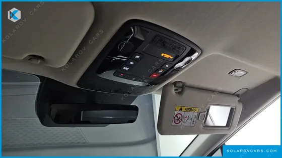 KIA CARNIVAL GASOLINE 9-SEATER GRAVITY