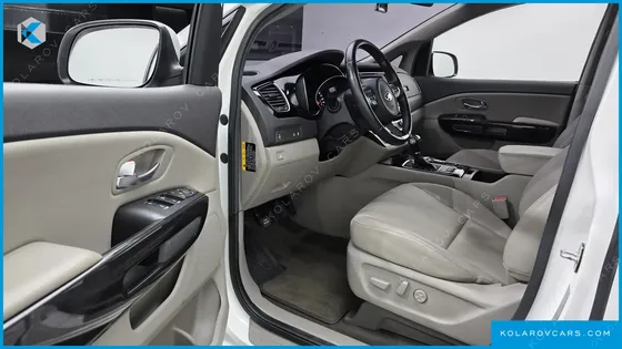 KIA CARNIVAL 9-SEATER PRESTIGE