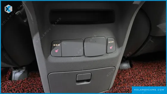 KIA CARNIVAL 9-SEATER PRESTIGE