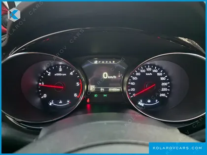 KIA CARNIVAL 9-SEATER NOBLESSE