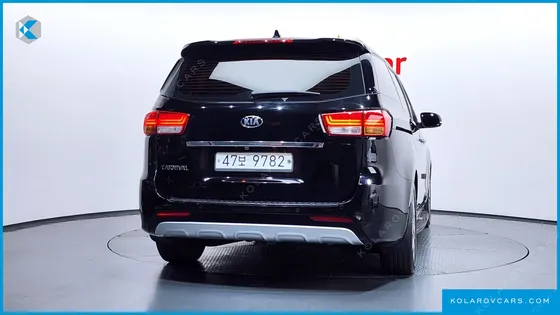 KIA CARNIVAL 9-SEATER PRESTIGE