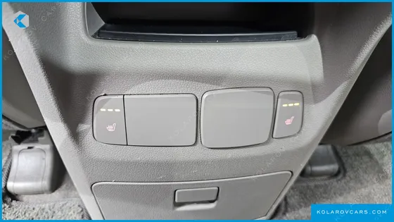 KIA CARNIVAL 9-SEATER PRESTIGE
