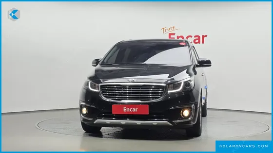 KIA CARNIVAL 7-SEATER LIMOUSINE