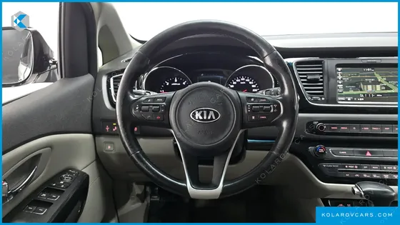 KIA CARNIVAL 9-SEATER PRESTIGE