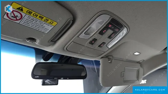 KIA CARNIVAL 9-SEATER PRESTIGE