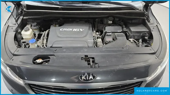 KIA CARNIVAL 7-SEATER LIMOUSINE
