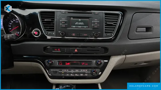 KIA CARNIVAL 7-SEATER LIMOUSINE