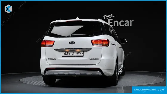 KIA CARNIVAL 7-SEATER LIMOUSINE