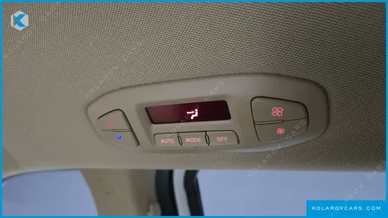 KIA CARNIVAL 7-SEATER LIMOUSINE