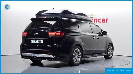 KIA CARNIVAL GASOLINE 9-SEATER HI-LIMOUSINE