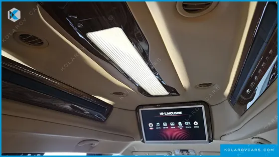 KIA CARNIVAL GASOLINE 9-SEATER HI-LIMOUSINE
