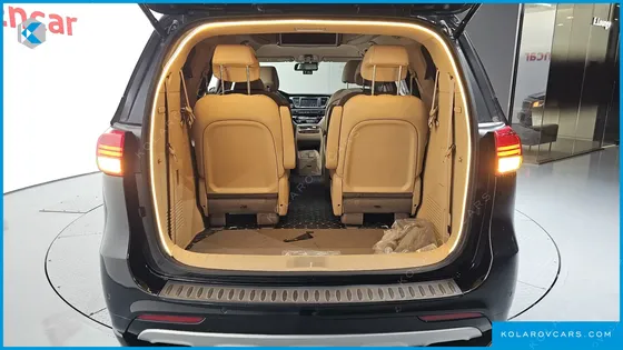 KIA CARNIVAL GASOLINE 9-SEATER HI-LIMOUSINE