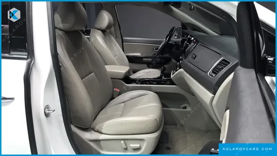 KIA CARNIVAL 9-SEATER NOBLESSE