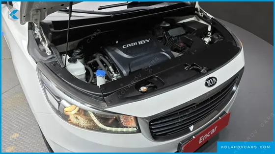 KIA CARNIVAL 9-SEATER PRESTIGE