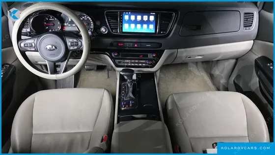 KIA CARNIVAL 9-SEATER PRESTIGE