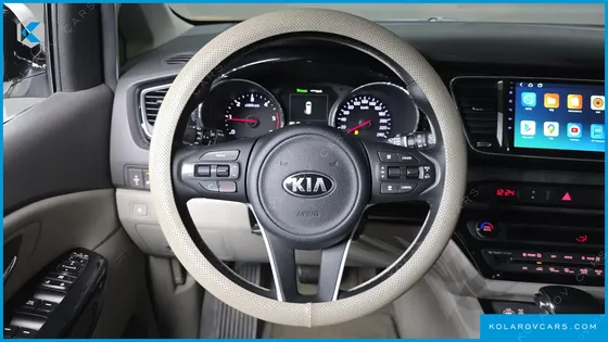 KIA CARNIVAL 9-SEATER PRESTIGE