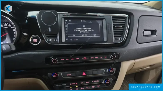 KIA CARNIVAL GASOLINE 7-SEATER HI-LIMOUSINE