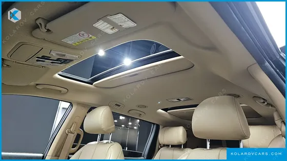 KIA CARNIVAL 7-SEATER LIMOUSINE
