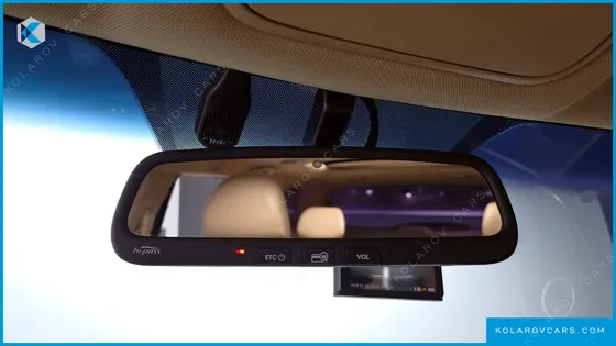 KIA CARNIVAL 9-SEATER NOBLESSE
