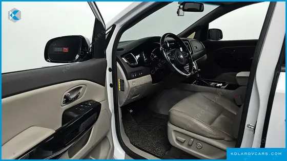KIA CARNIVAL 9-SEATER PRESTIGE
