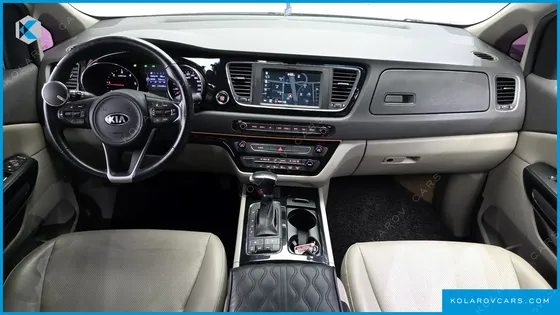 KIA CARNIVAL 9-SEATER PRESTIGE