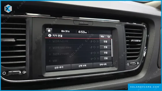 KIA CARNIVAL 9-SEATER PRESTIGE