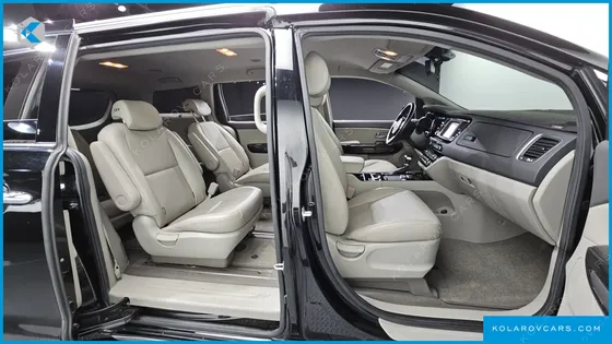 KIA CARNIVAL 9-SEATER PRESTIGE