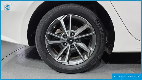 KIA K3 1.6