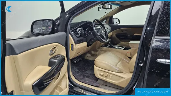 KIA CARNIVAL 9-SEATER HI-LIMOUSINE