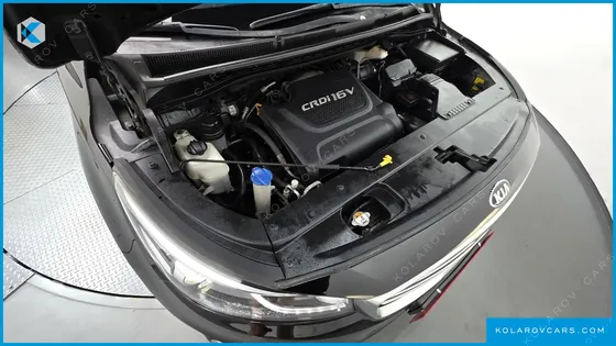 KIA CARNIVAL 9-SEATER PRESTIGE