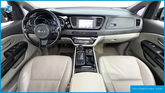 KIA CARNIVAL 9-SEATER PRESTIGE