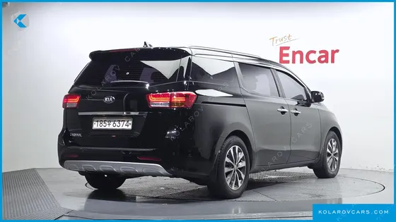 KIA CARNIVAL 9-SEATER LUXURY