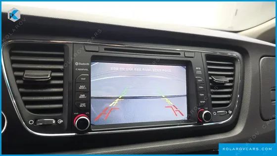KIA CARNIVAL 9-SEATER LUXURY