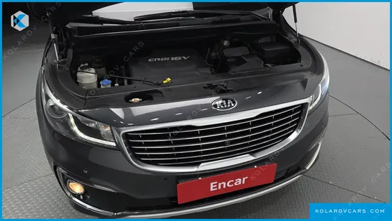 KIA CARNIVAL 9-SEATER NOBLESSE