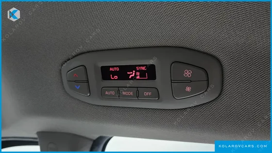 KIA CARNIVAL 11-SEATER PRESTIGE