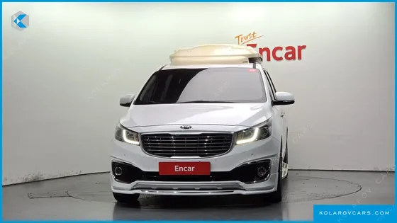 KIA CARNIVAL 9-SEATER PRESTIGE