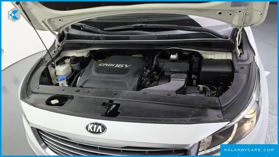 KIA CARNIVAL 9-SEATER PRESTIGE