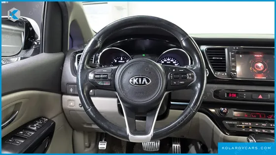 KIA CARNIVAL 9-SEATER PRESTIGE