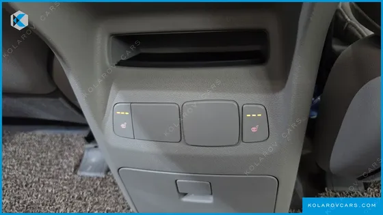 KIA CARNIVAL 9-SEATER PRESTIGE