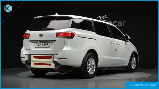 KIA CARNIVAL 6-SEATER WHEELCHAIR LIFT