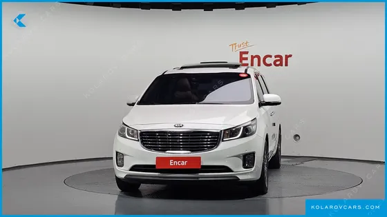 KIA CARNIVAL 11-SEATER NOBLESSE