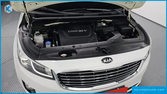 KIA CARNIVAL 11-SEATER NOBLESSE