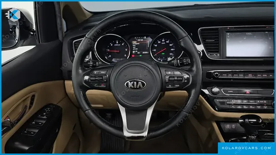 KIA CARNIVAL 11-SEATER NOBLESSE