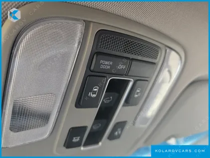 KIA CARNIVAL 11-SEATER LUXURY