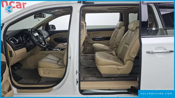 KIA CARNIVAL 9-SEATER NOBLESSE