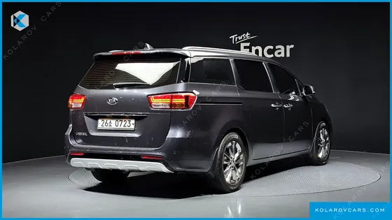 KIA CARNIVAL 9-SEATER PRESTIGE