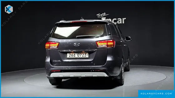 KIA CARNIVAL 9-SEATER PRESTIGE
