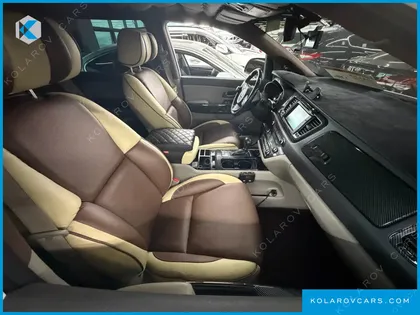 KIA CARNIVAL GASOLINE 9-SEATER NOBLESSE