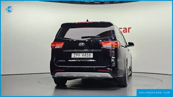 KIA CARNIVAL 9-SEATER PRESTIGE